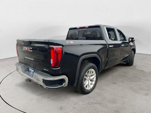 2022 GMC Sierra 1500 Limited SLT