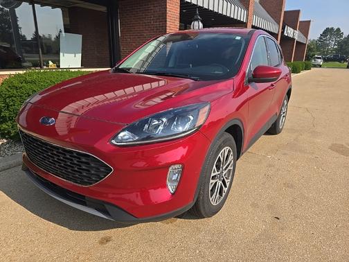 2022 Ford Escape SEL