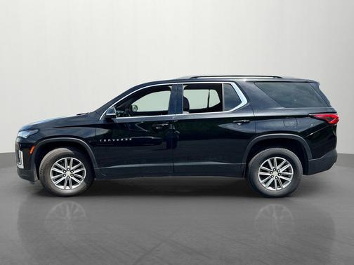 Mosaic Black Metallic 2023 Chevrolet Traverse LT Leather