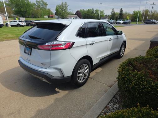Oxford White 2022 Ford Edge SEL
