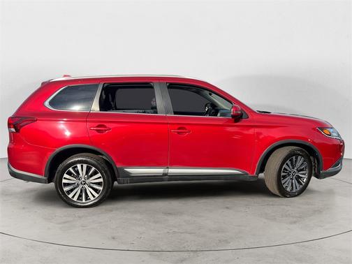 2019 Mitsubishi Outlander SEL