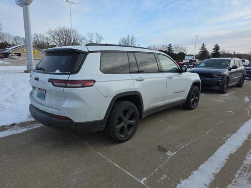 2023 Jeep Grand Cherokee L Altitude