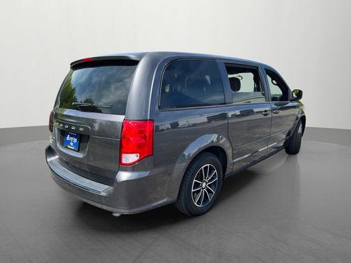 Granite Crystal Metallic Clearcoat 2016 Dodge Grand Caravan SE Plus
