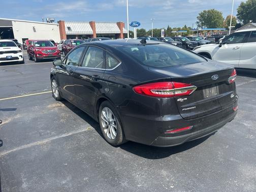 2019 Ford Fusion SE