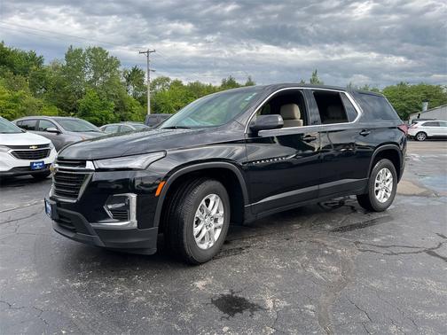 2022 Chevrolet Traverse LS