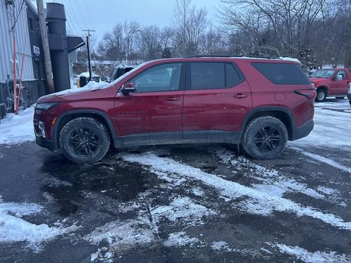 2023 Chevrolet Traverse LT