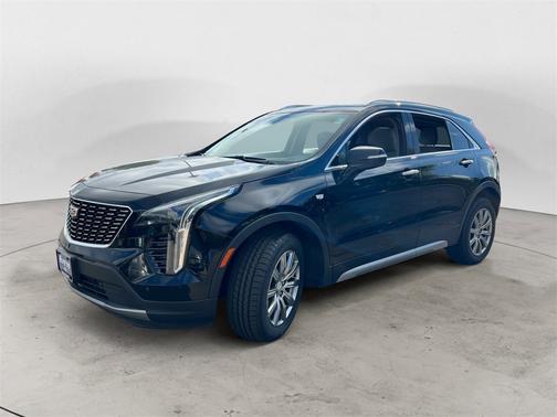 2021 Cadillac XT4 Premium Luxury