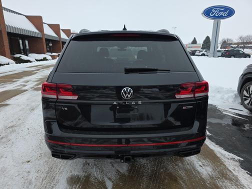 2022 Volkswagen Atlas 3.6L V6 SEL R-Line