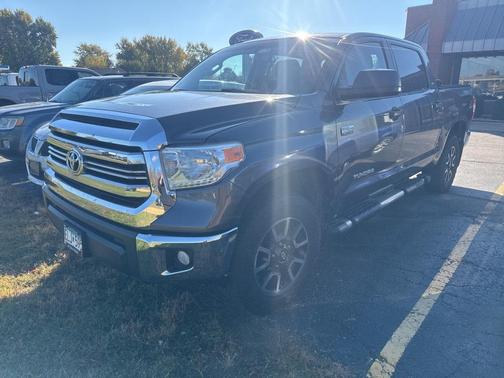 2017 Toyota Tundra SR5