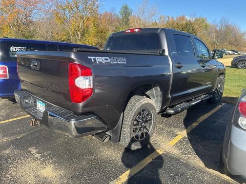 2017 Toyota Tundra SR5
