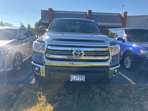 2017 Toyota Tundra SR5