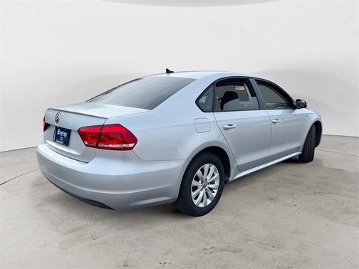 2013 Volkswagen Passat 2.5 S