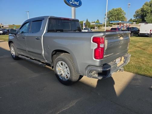 2025 Chevrolet Silverado 1500 LTZ