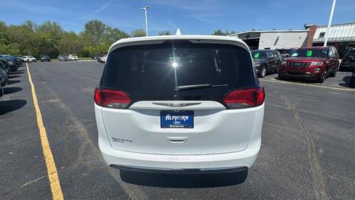 2020 Chrysler Pacifica Touring L Plus