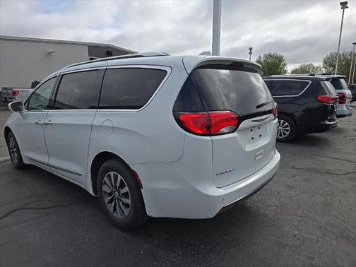 2020 Chrysler Pacifica Touring L Plus