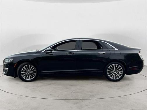 2020 Lincoln MKZ Standard