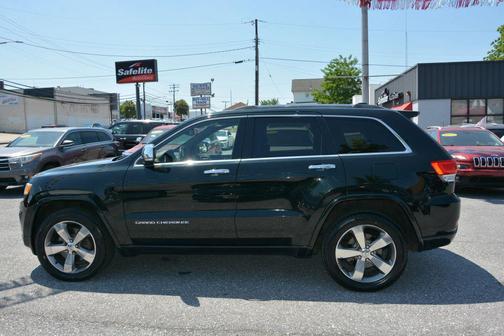 Black 2015 Jeep Grand Cherokee Overland