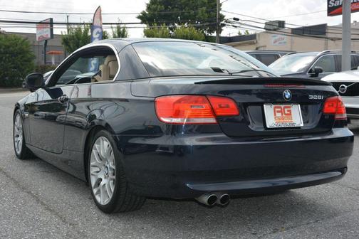2010 BMW 328 328i Convertible 2D