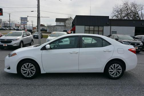 White 2017 Toyota Corolla LE