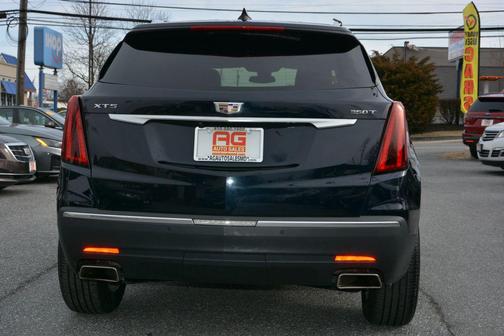 2021 Cadillac XT5 Sport