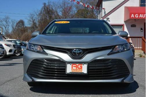 2019 Toyota Camry LE