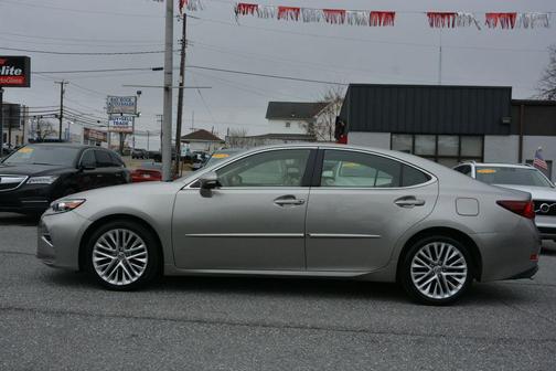 2016 Lexus ES 350 Base