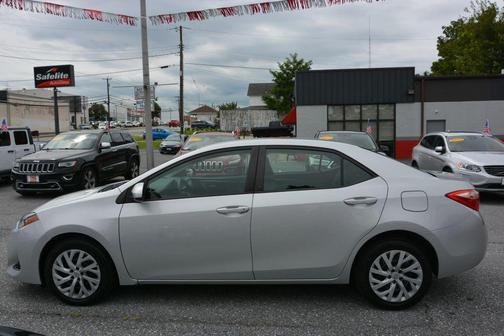 Classic Silver Metallic 2019 Toyota Corolla LE