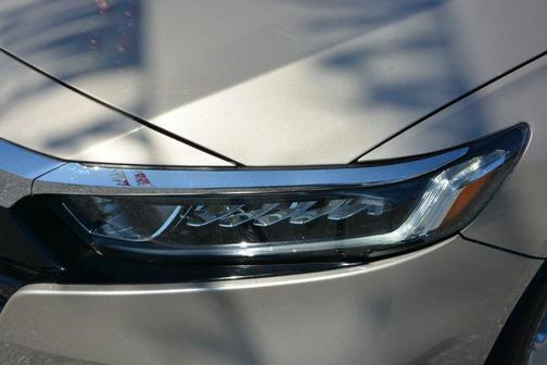 Gold 2018 Honda Accord LX