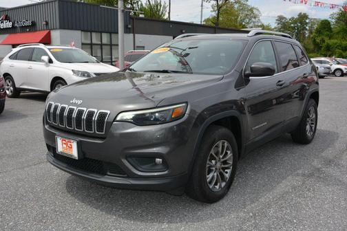 Gray 2019 Jeep Cherokee Latitude Plus