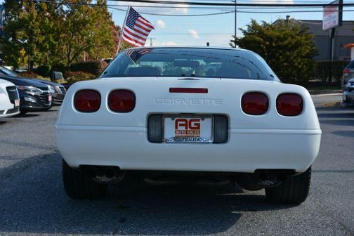 1991 Chevrolet Corvette Base