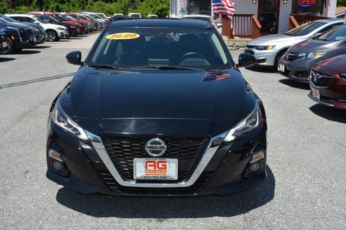 Black 2020 Nissan Altima 2.5 SV