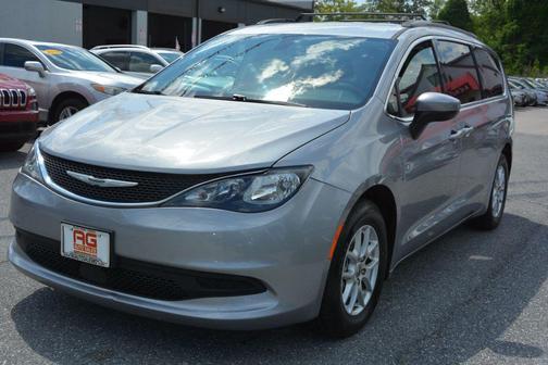 Silver 2021 Chrysler Voyager LXI