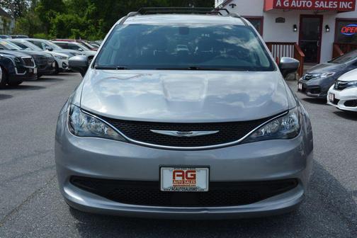 Silver 2021 Chrysler Voyager LXI