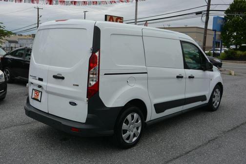 White 2015 Ford Transit Connect XL