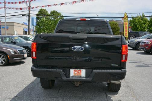 Black 2019 Ford F-150 XLT