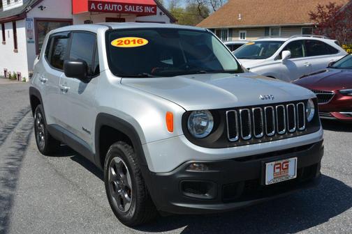 Silver 2016 Jeep Renegade Sport