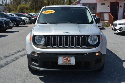 Silver 2016 Jeep Renegade Sport