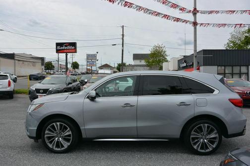 Silver 2017 Acura MDX SH-AWD Sport Utility 4D