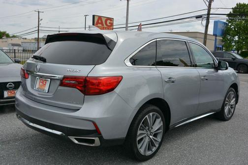 Silver 2017 Acura MDX SH-AWD Sport Utility 4D