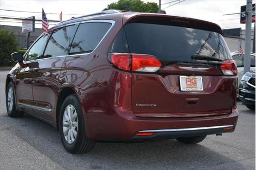 2018 Chrysler Pacifica Touring-L Plus