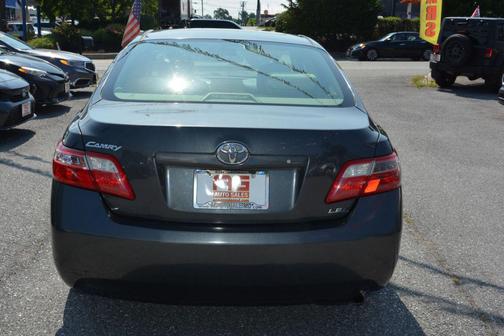 Gray 2007 Toyota Camry LE