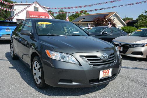 Gray 2007 Toyota Camry LE