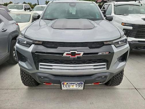 Sterling Gray Metallic 2023 Chevrolet Colorado ZR2