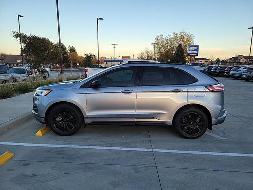 2024 Ford Edge SE