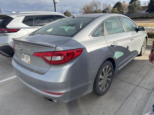2015 Hyundai SONATA Sport