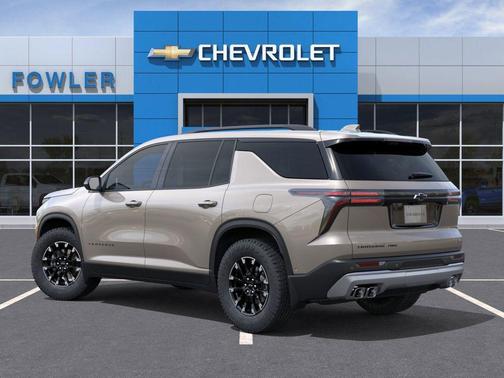 Sandstone Gray 2026 Chevrolet Traverse AWD Z71