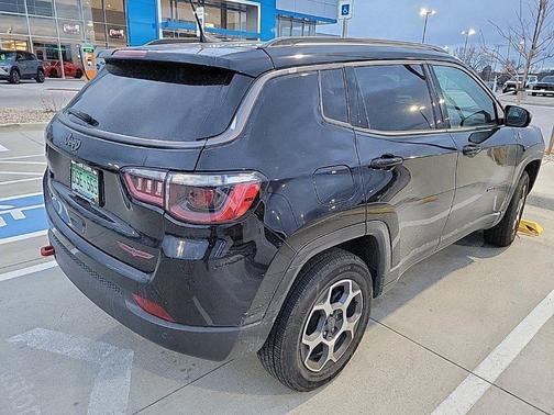 2022 Jeep Compass Trailhawk