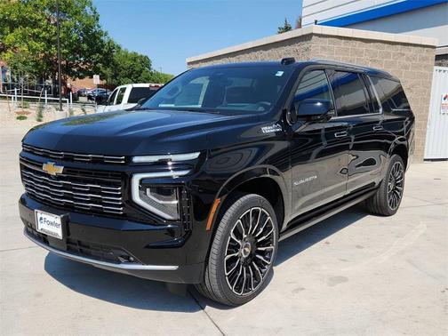 2025 Chevrolet Suburban 4WD High Country