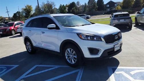 2018 Kia Sorento LX