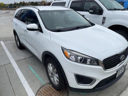2018 Kia Sorento LX